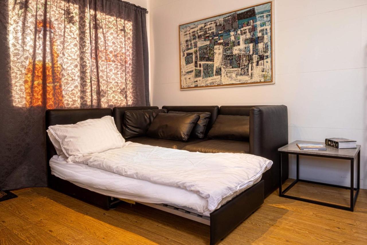 Apartament Downtown Sanctuary With Private Entrance Reykjavík Zewnętrze zdjęcie